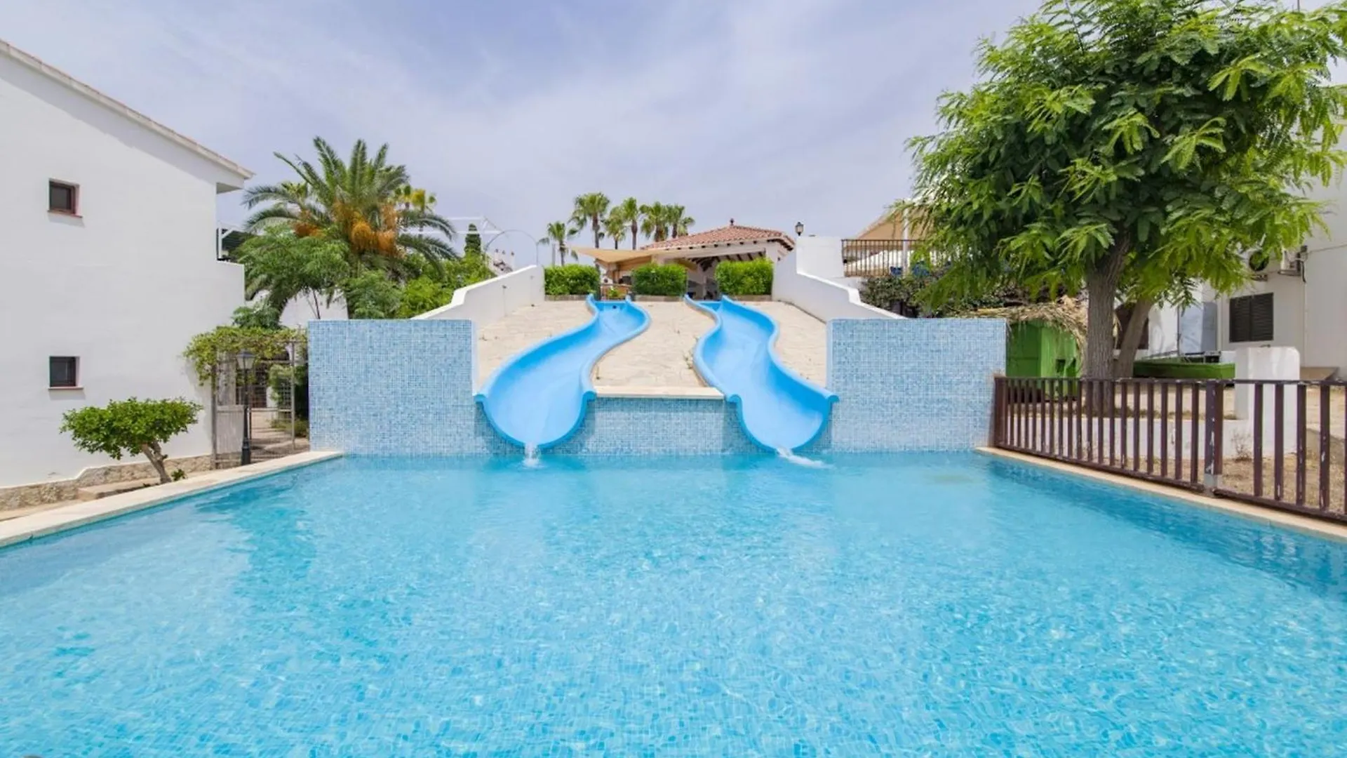 Siesta Mar Family Apartments Cala En Porter